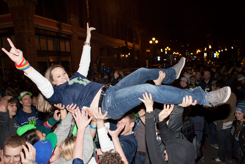 Illustration for article titled Shirtless, Drunk, And Champions: Scenes From The Seattle Celebrations